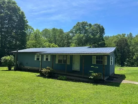 432 Mccallie Ferry Rd, Soddy Daisy, TN 37379