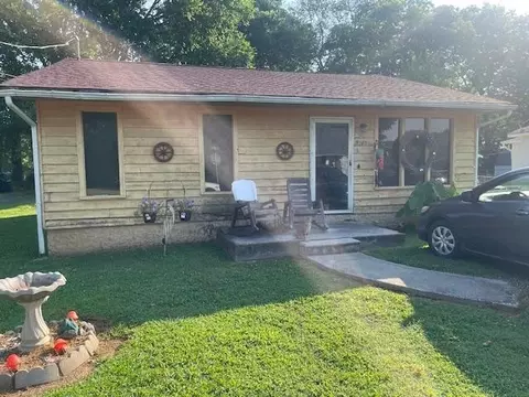 647 4th St SE, Cleveland, TN 37311