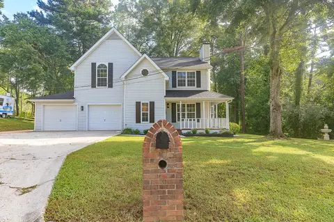 2125 Port Royal Dr, Soddy Daisy, TN 37379