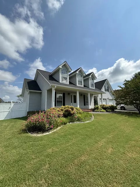 15 Autumn Trl, Ringgold, GA 30736