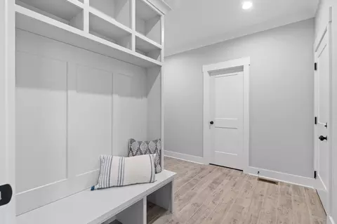 Entry Way - 3187 Grassland Cir, Apison, TN 37302 photo 5 of 7