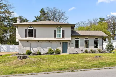 109 Rolling Ridge Dr, Chattanooga, TN 37421