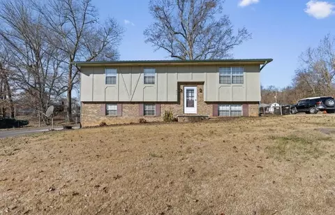 909 Tri Cir NE, Cleveland, TN 37312