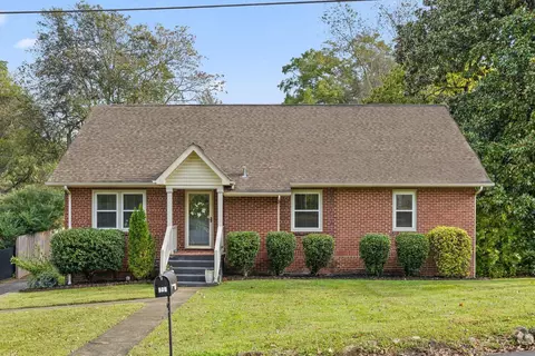 109 E Meadowbrook Dr, Chattanooga, TN 37415