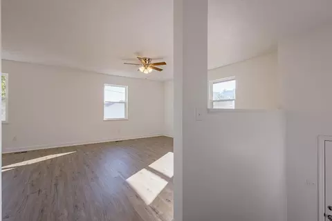 890 E Wolf Valley Rd, Heiskell, TN 37754 photo 5