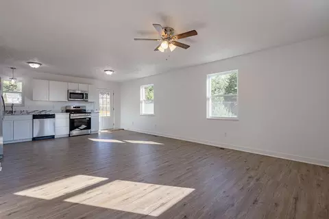 890 E Wolf Valley Rd, Heiskell, TN 37754 photo 7