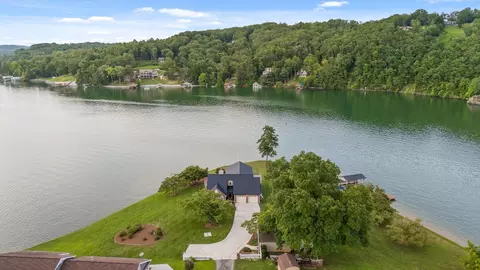 272 Russell Ave, Spring City, TN 37381