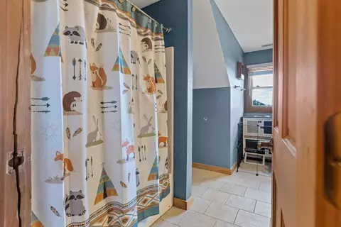 Bath - 161155 Cherokee Ridge Dr, Ocoee, TN 37361 photo 4 of 6