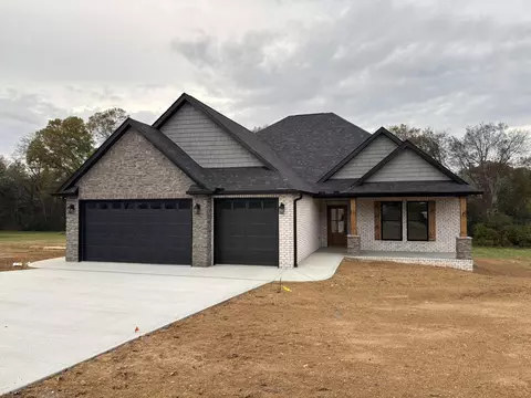 130 Old Hickory Cir, Madisonville, TN 37354