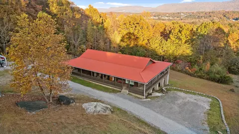 335 Fox Wood Ln, Dunlap, TN 37327