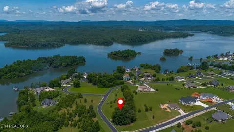 503 W Shore Dr, Rockwood, TN 37854
