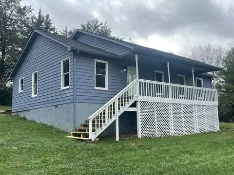 946 Glenlock Rd, Sweetwater, TN 37874