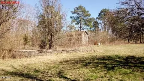 657 County Road 135, Riceville, TN 37370