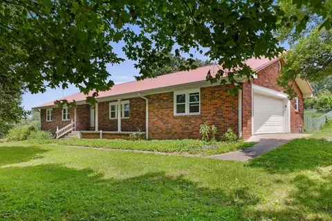 2065 Tn-30, Athens, TN 37303