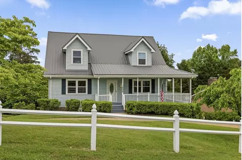 1006 Panorama Dr, Chattanooga, TN 37421
