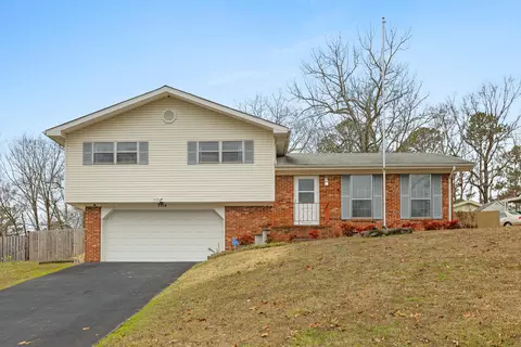 7228 Cane Hollow Rd, Hixson, TN 37343