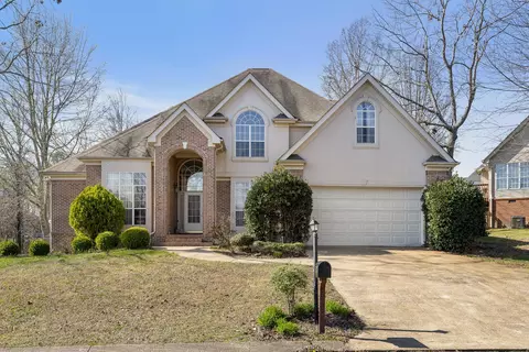2620 Winter Garden Dr, Chattanooga, TN 37421