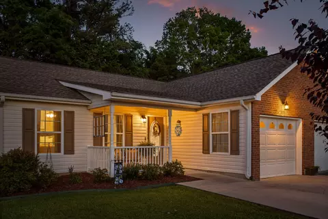 115 Anchor Dr, Rossville, GA 30741