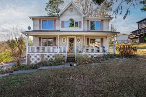 1123 Fieldstone Dr, Hixson, TN 37343