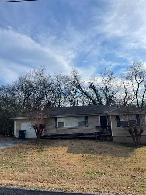 545 Acorn Ct, Chattanooga, TN 37415
