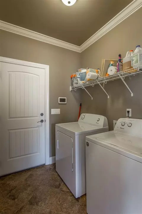 8587 Flower Br, Chattanooga, TN 37421 photo 32