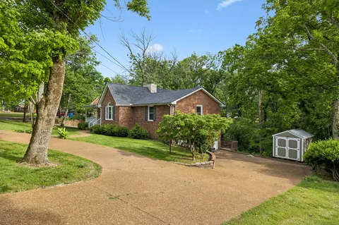 1006 Cynthia Trl, Goodlettsville, TN 37072