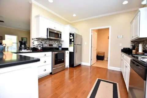 279 Mountain View Cir, Ocoee, TN 37361 photo 2