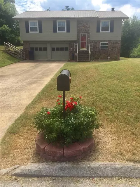 7008 Windcrest Ln, Harrison, TN 37341 photo 1