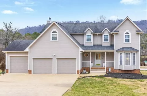 9227 Carriage Ln, Ooltewah, TN 37363