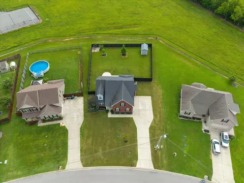 7931 Peridot Cir, Murfreesboro, TN 37127