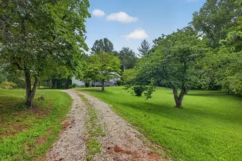 4536 Old Sparta Rd, Cookeville, TN 38506