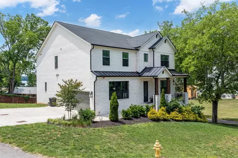 104 Ruby Dr, Hendersonville, TN 37075