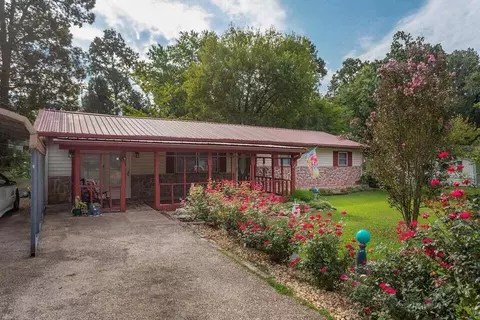 2045 SE Pickens St SE, Cleveland, TN 37323