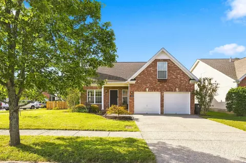1298 Bending Creek Dr, Antioch, TN 37013