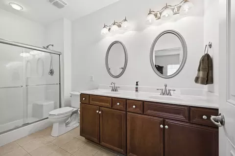 Bath - 114 Ormesby Pl, Franklin, TN 37064 photo 1 of 3