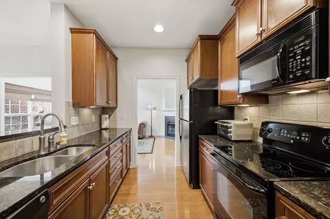 Kitchen - 114 Ormesby Pl, Franklin, TN 37064 photo 2 of 3
