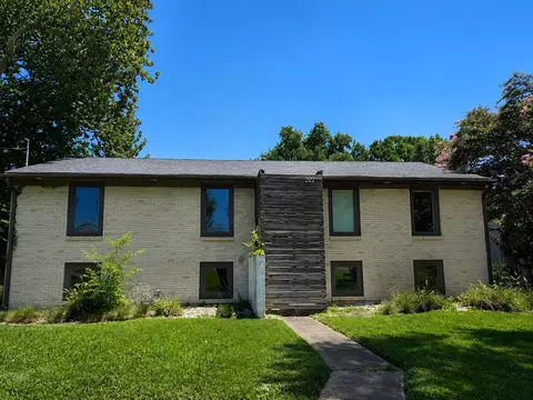 222 Blackman Rd, Nashville, TN 37211