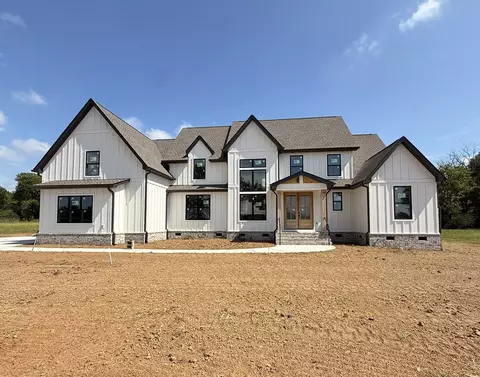 395 Holly Grove Rd, Lascassas, TN 37085