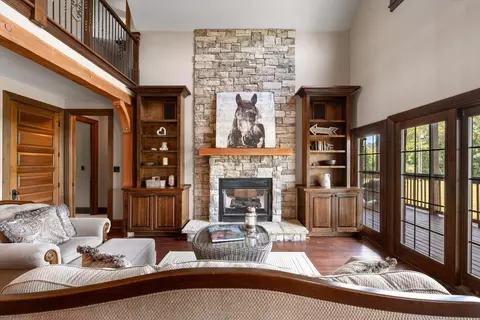 Living - 600 Bruce Rd, Dickson, TN 37055 photo 1 of 2