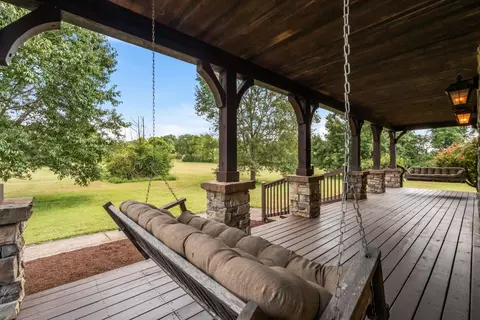 Exterior - 600 Bruce Rd, Dickson, TN 37055 photo 11 of 16