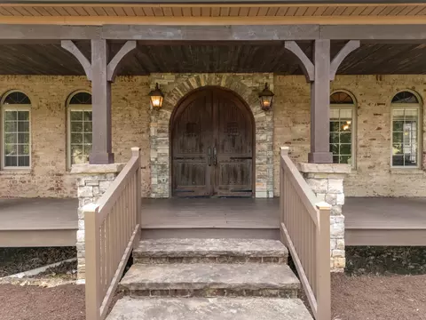 Exterior - 600 Bruce Rd, Dickson, TN 37055 photo 13 of 16