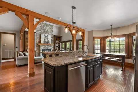Kitchen - 600 Bruce Rd, Dickson, TN 37055 photo 2 of 4