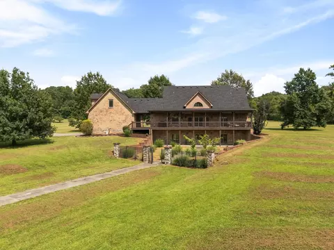 Exterior - 600 Bruce Rd, Dickson, TN 37055 photo 6 of 16