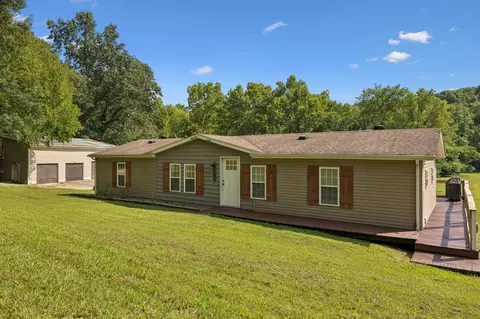 467 Gip Manning Rd, Clarksville, TN 37042