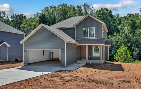1162 Boulder Pass Rd, Clarksville, TN 37042