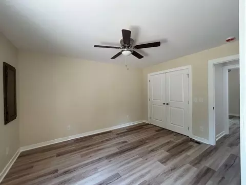 Bedroom - 2305 Charlie Davis Rd, Goodspring, TN 38460 photo 4 of 4