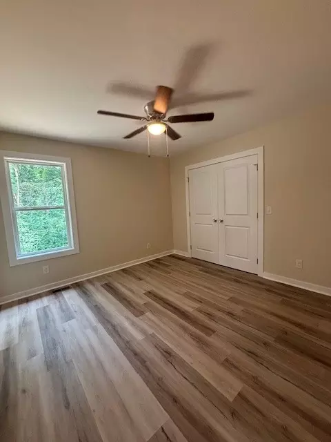 Bedroom - 2305 Charlie Davis Rd, Goodspring, TN 38460 photo 1 of 4
