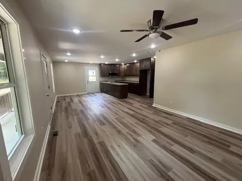 Living - 2305 Charlie Davis Rd, Goodspring, TN 38460 photo 2 of 2