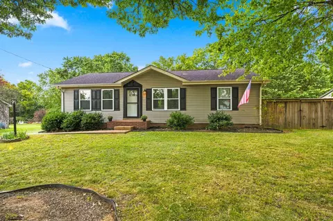 1529 Winding Way Cir, Gallatin, TN 37066