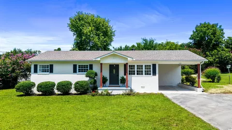 126 Lakeview Dr SE, Cleveland, TN 37323
